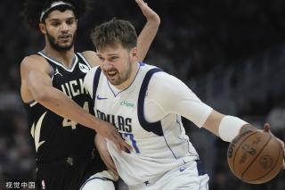 凭借臂展优 凭借臂展优